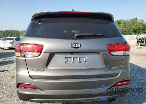 2018 Kia Sorento Lx z USA, uszkodzony, nr VIN 5XYPGDA31JG349514